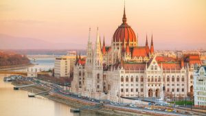 مراحل قانونی خرید ملک در کشور مجارستان